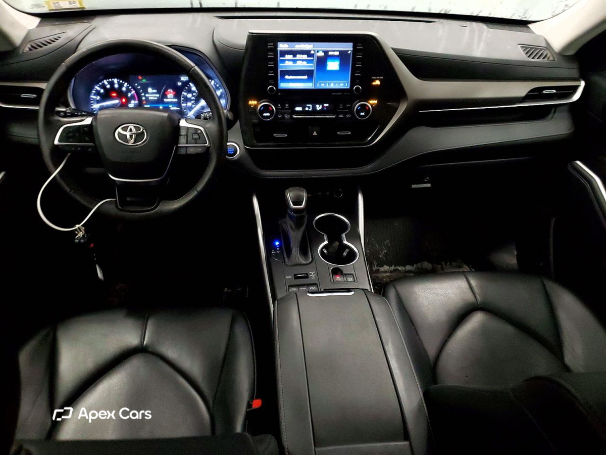 Toyota Highlander 2021