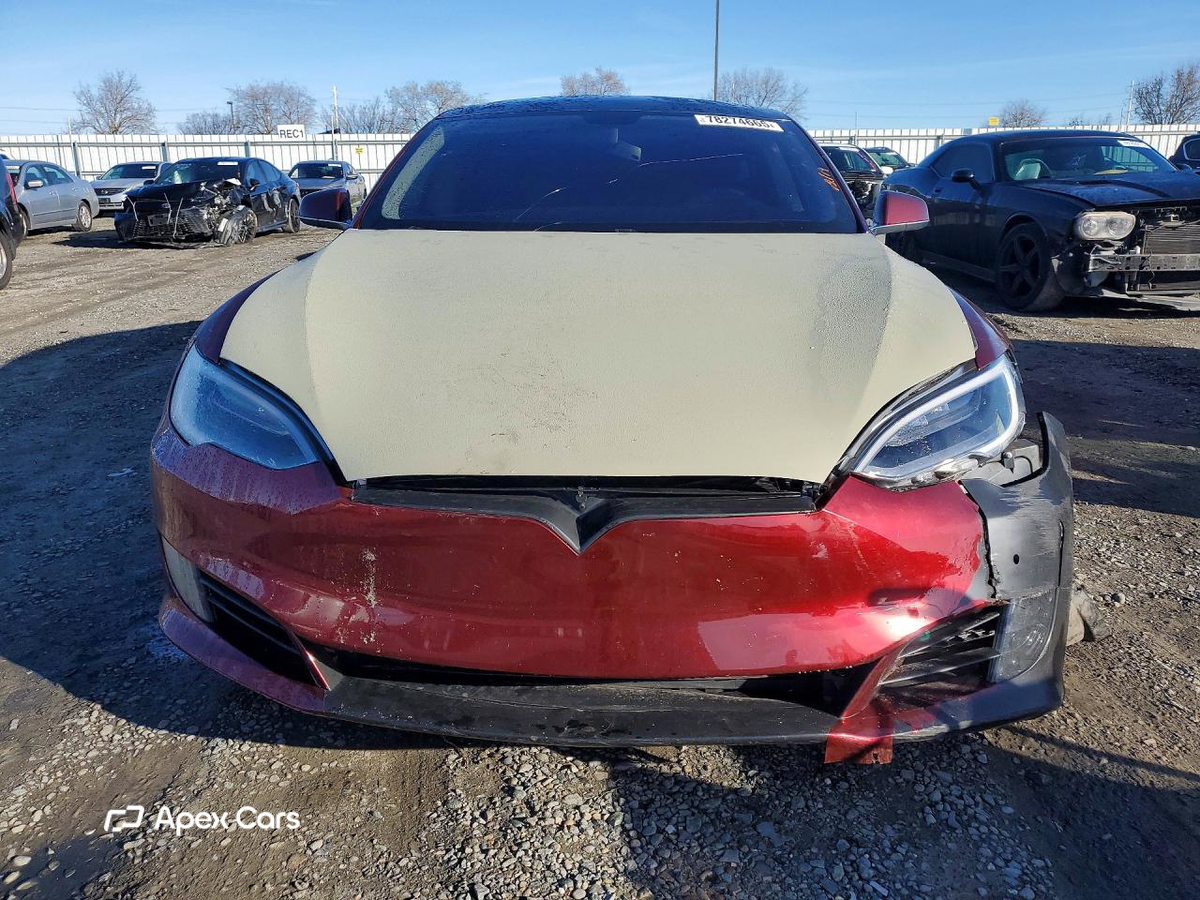 Tesla Model S 2014