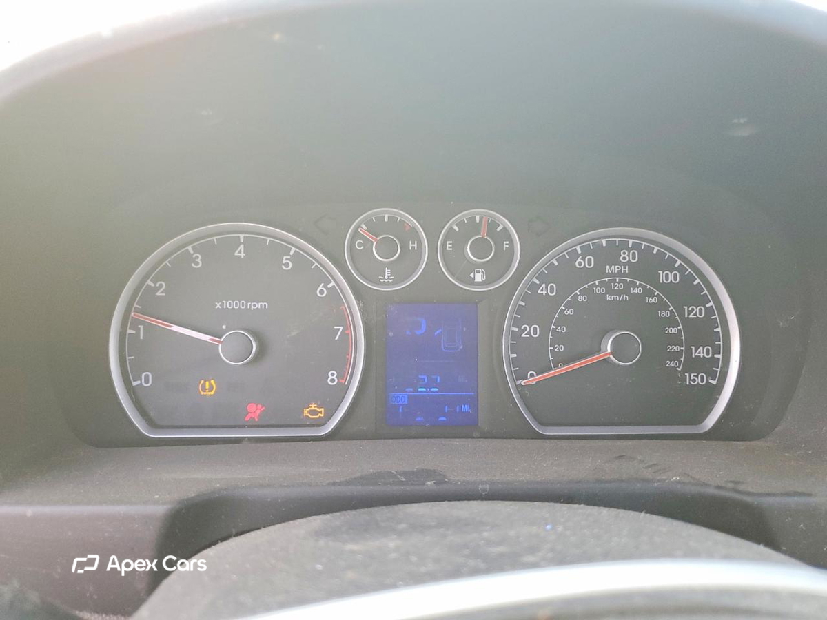 Hyundai Elantra 2012