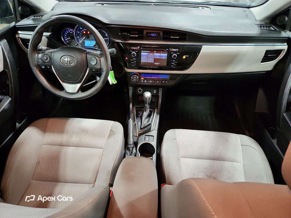 Toyota Corolla 2015