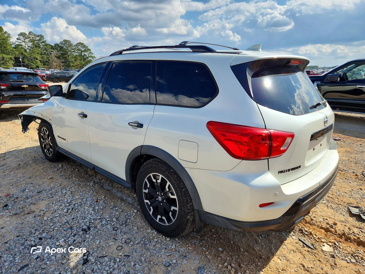 Nissan Pathfinder 2019