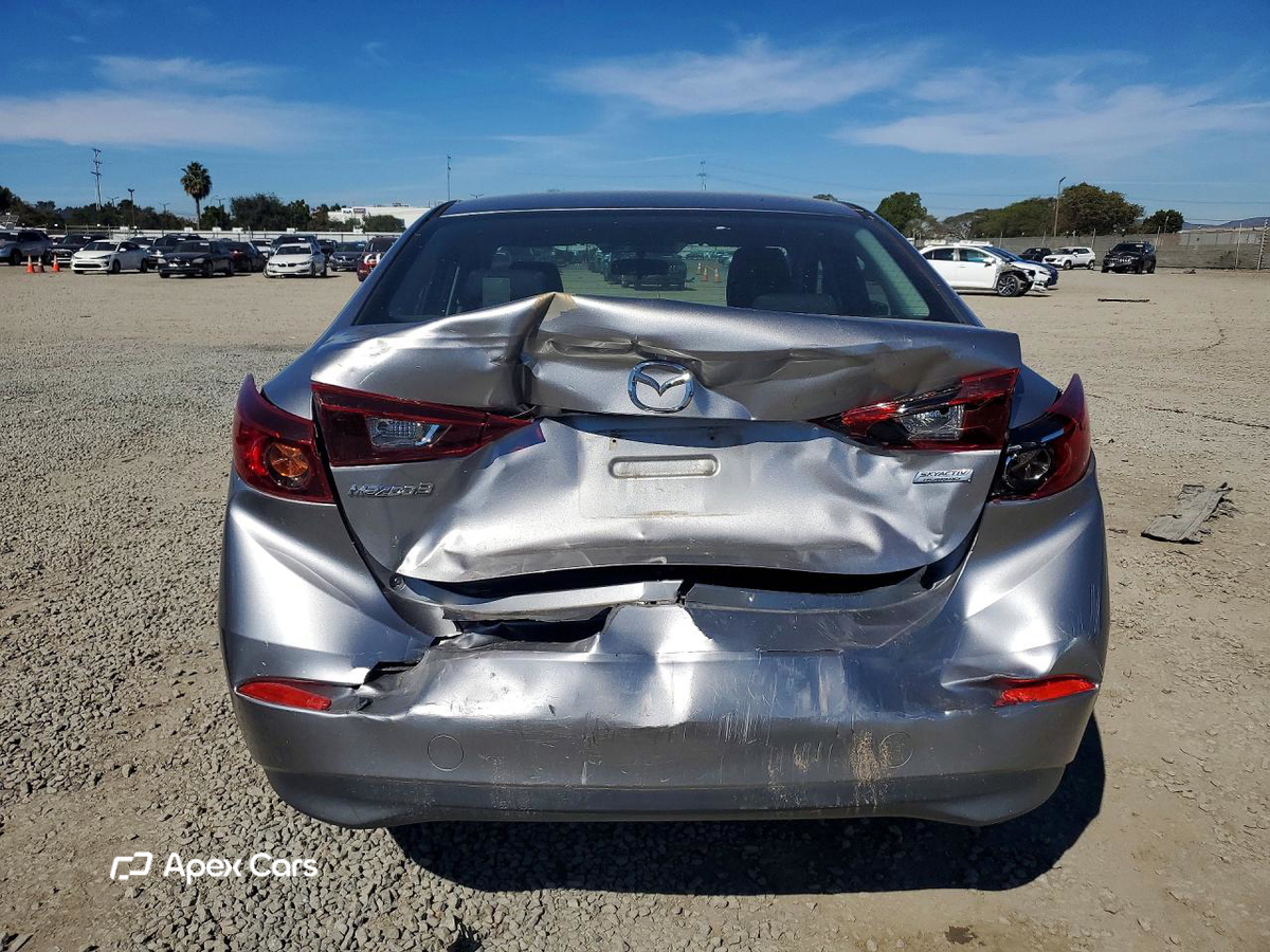 Mazda 3 2015