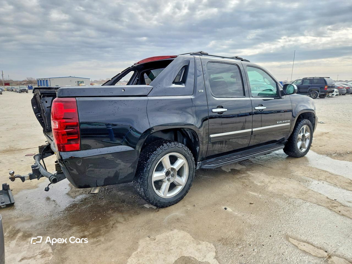 Chevrolet Avalanche 2012