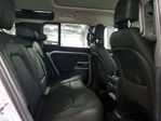 Land Rover Defender 2023