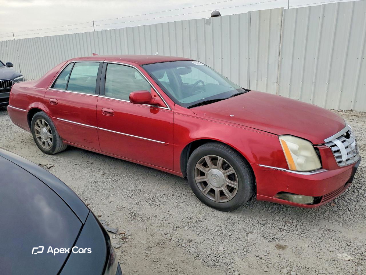 Cadillac DTS 2010