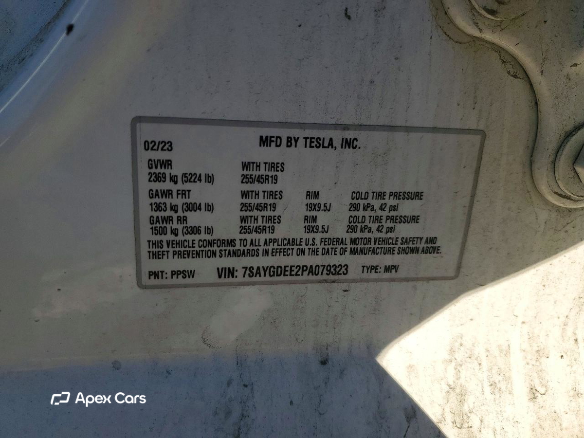 Tesla Model Y 2023