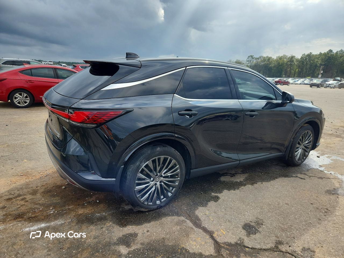 Lexus RX 2023