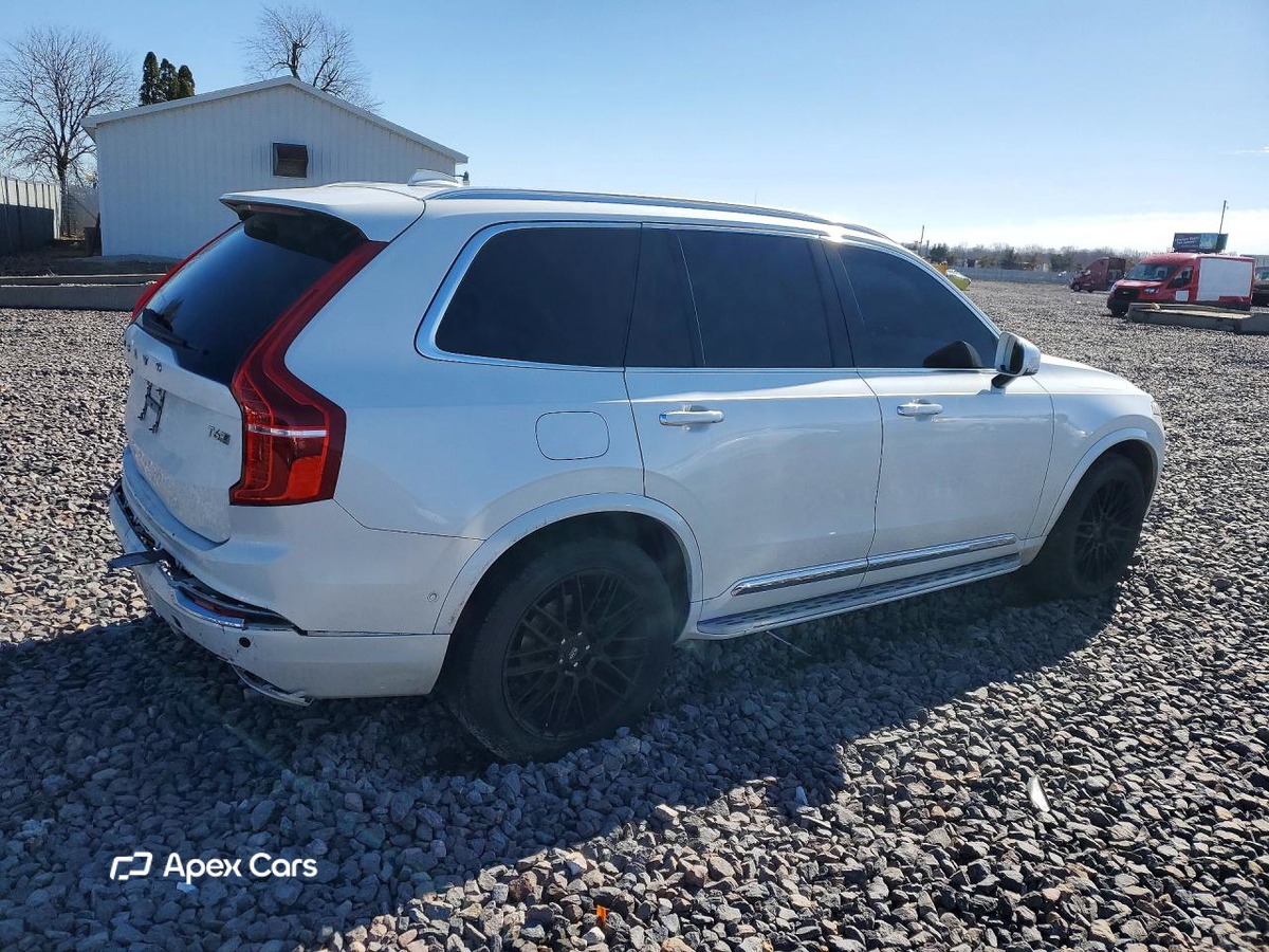 Volvo XC90 2016