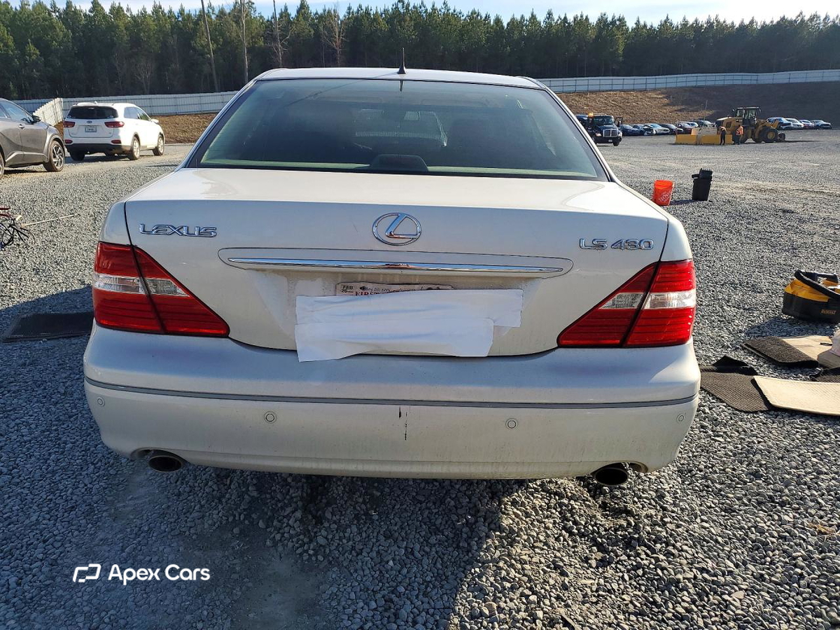 Lexus LS 2005