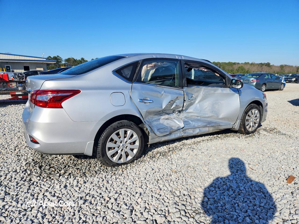 Nissan Sentra 2018