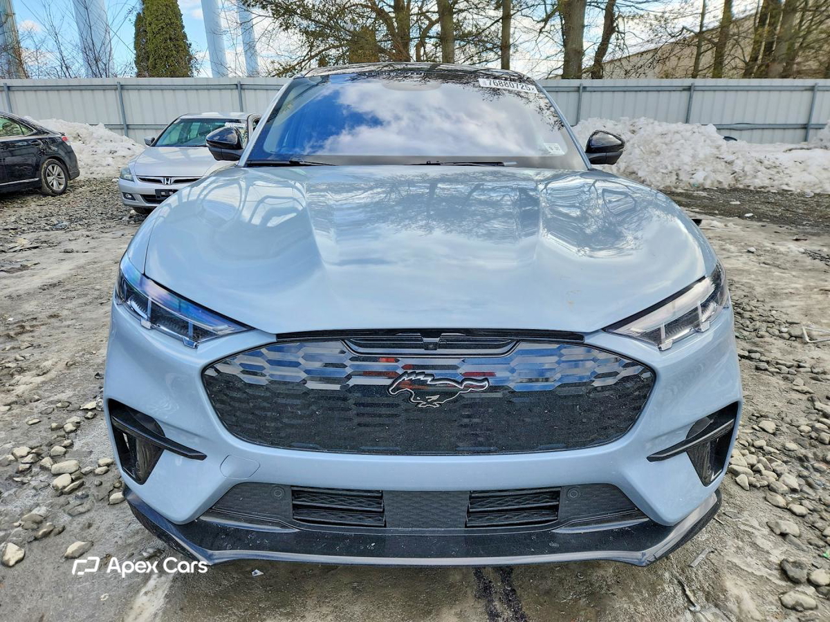 Ford Mustang Mach-E 2025