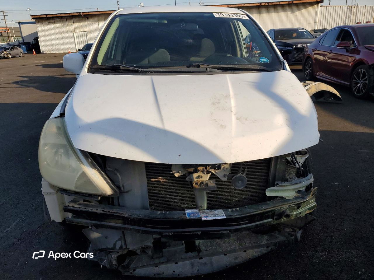 Nissan Versa 2012