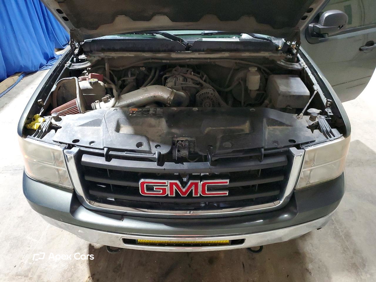GMC Sierra 2011