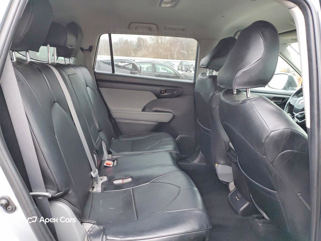 Toyota Highlander 2021