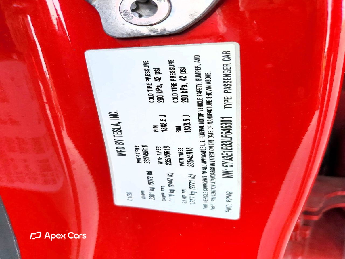 Tesla Model 3 2020