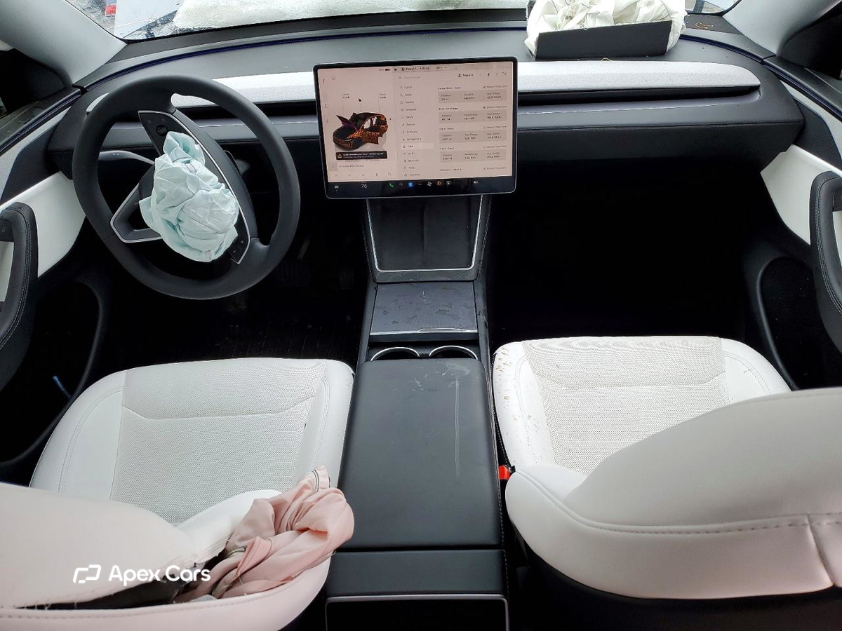 Tesla Model Y 2026