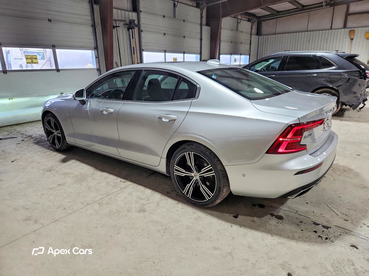 Volvo S60 2022