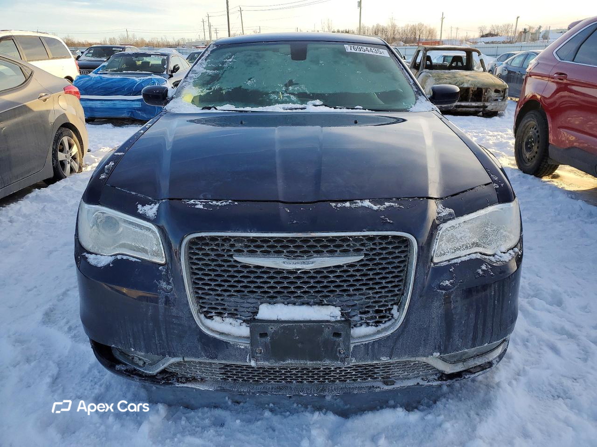 Chrysler 300 2016