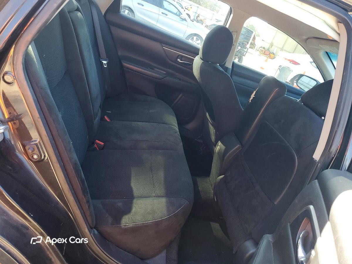 Nissan Altima 2015