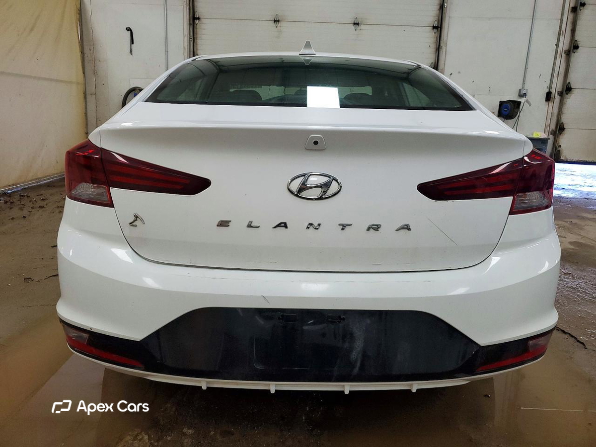 Hyundai Elantra 2019