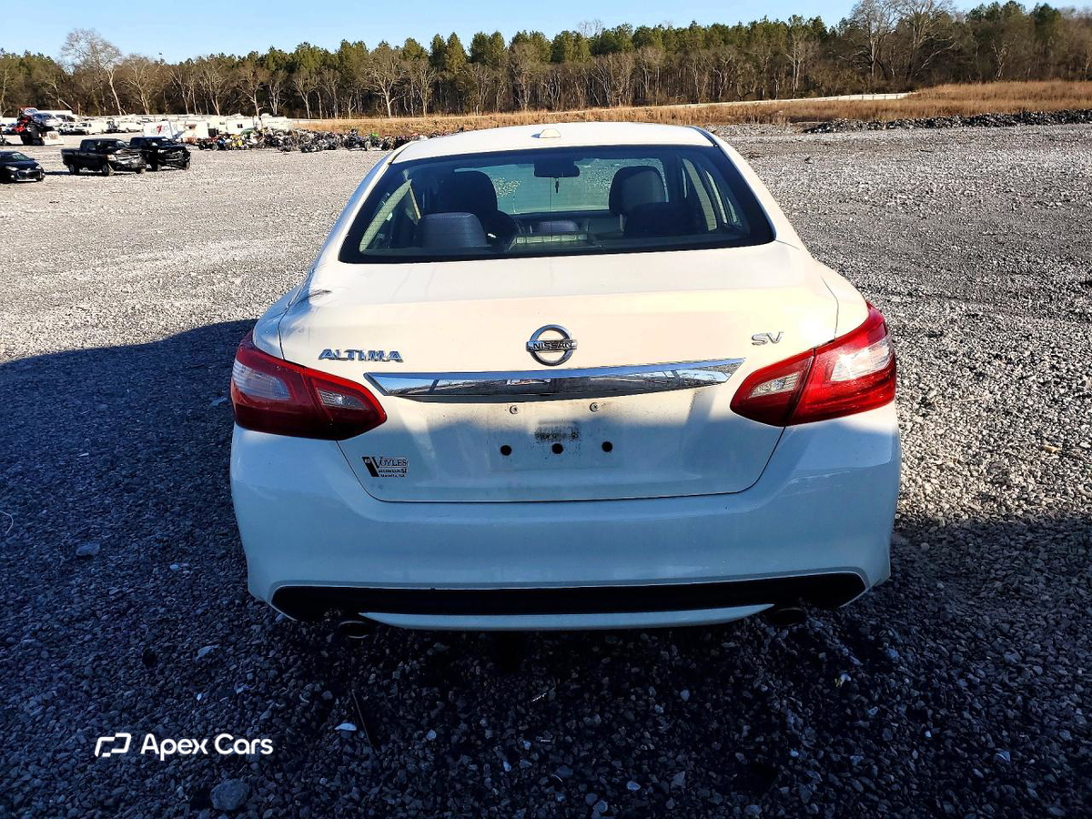 Nissan Altima 2018