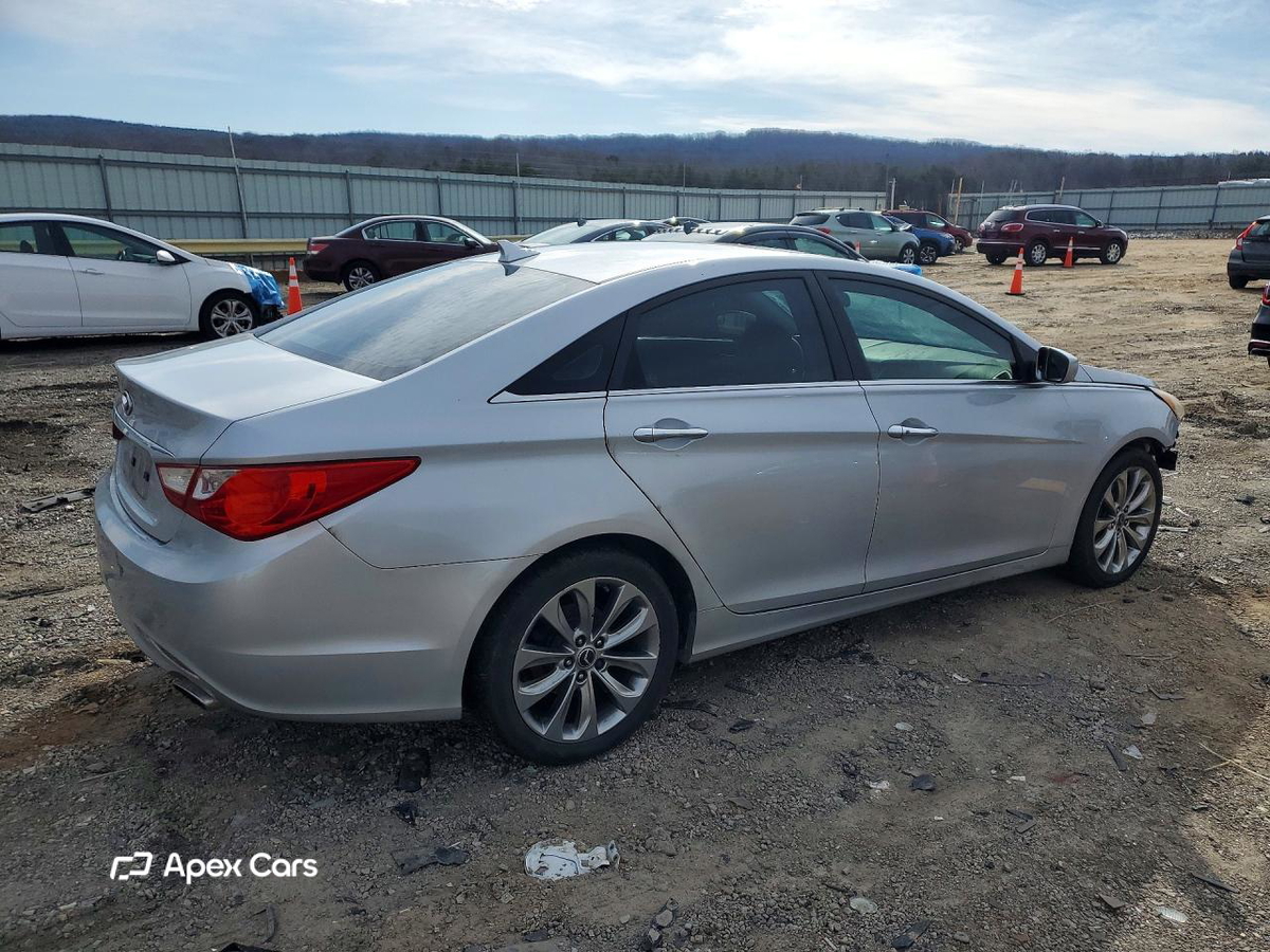 Hyundai Sonata 2011