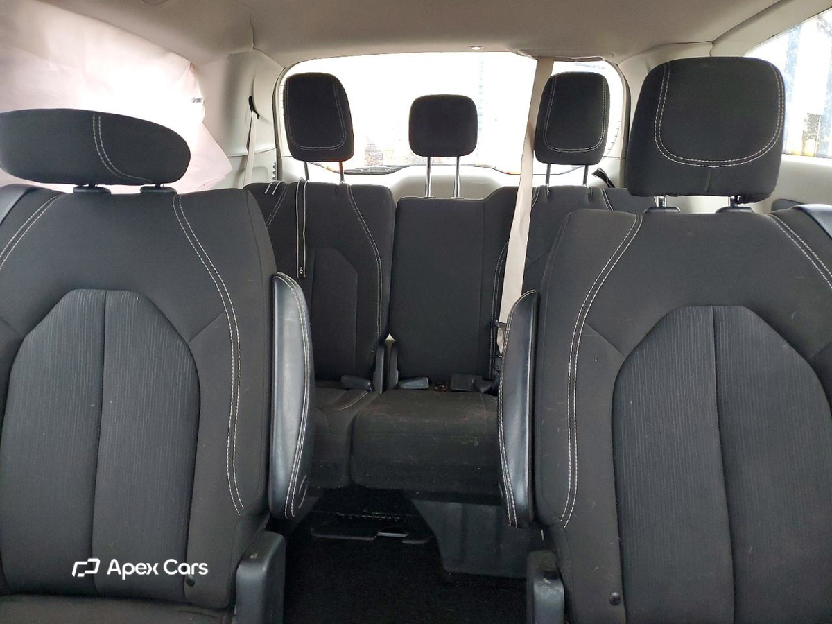 Chrysler Voyager 2022
