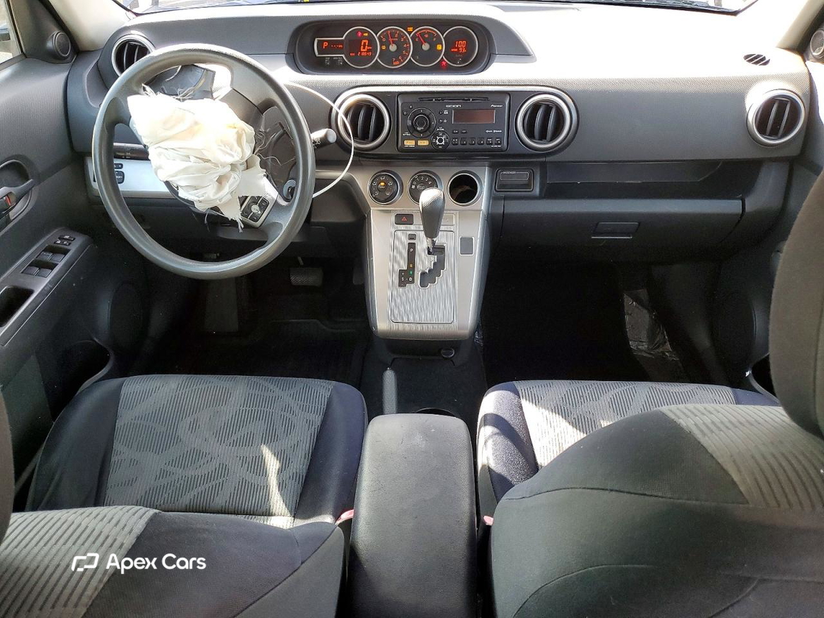 Toyota  2012