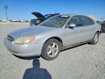 Ford Taurus 2001