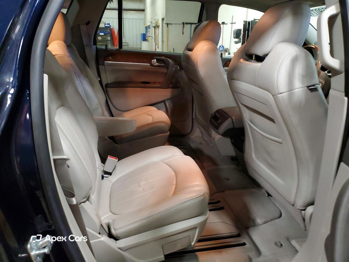 Buick Enclave 2011