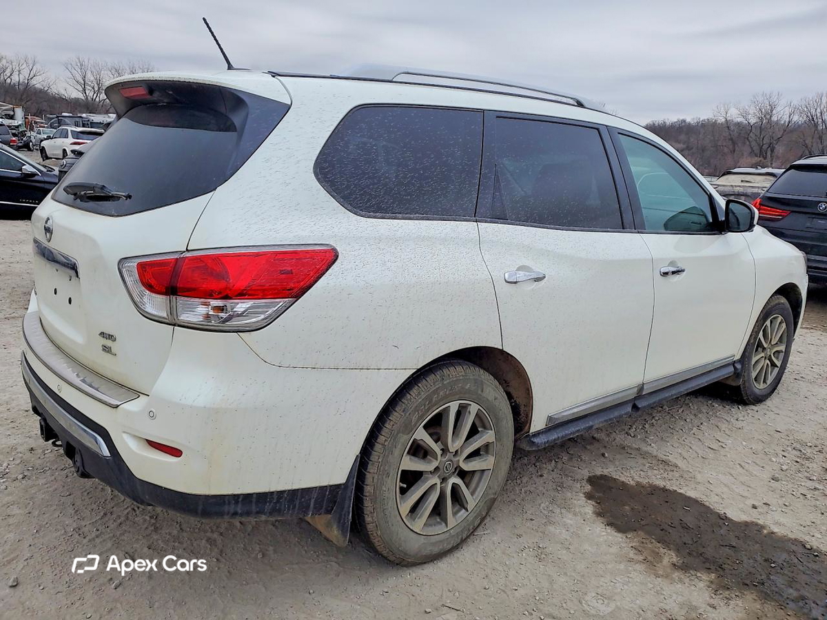 Nissan Pathfinder 2015