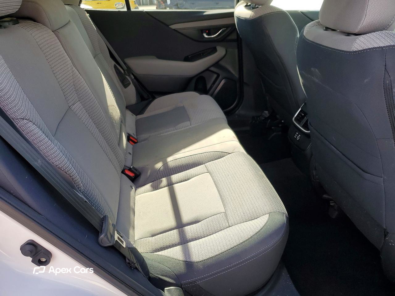 Subaru Outback 2025