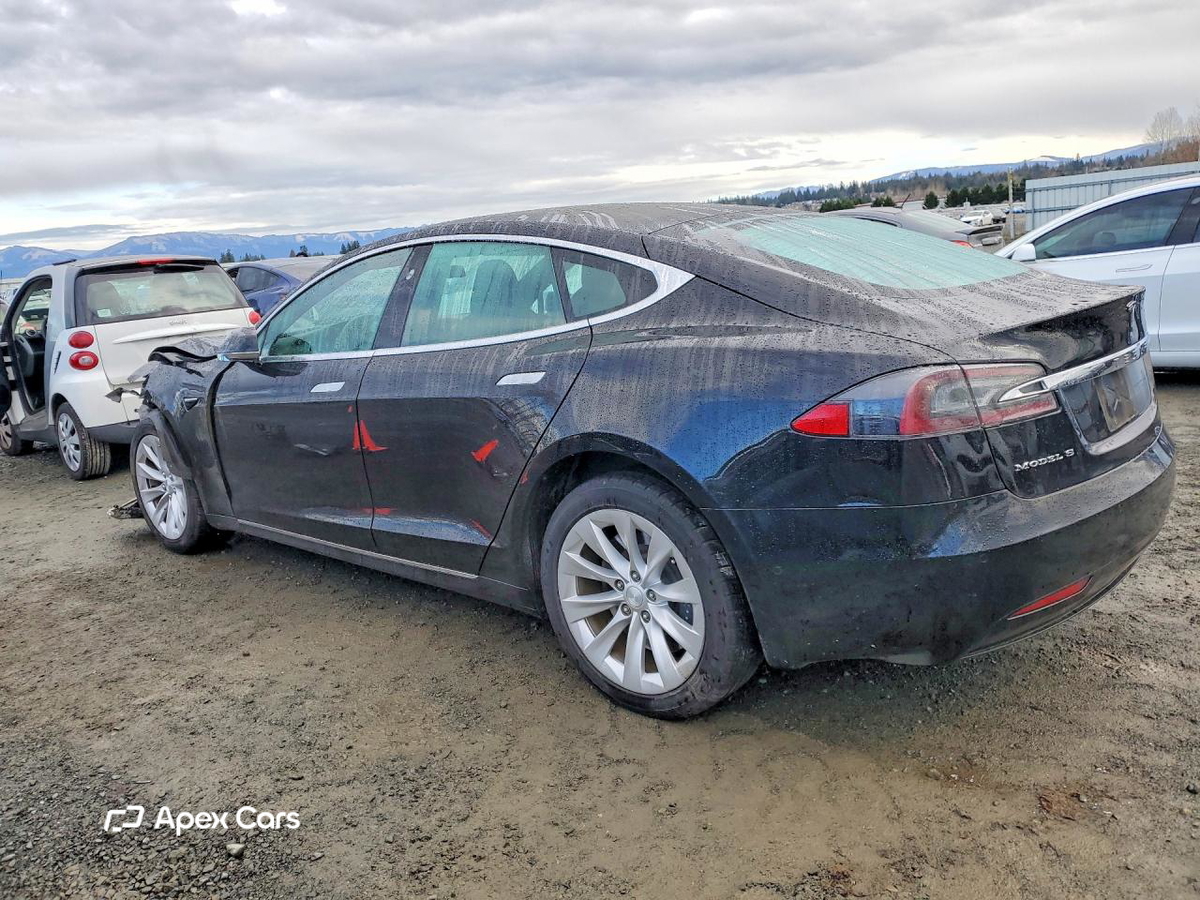 Tesla Model S 2018