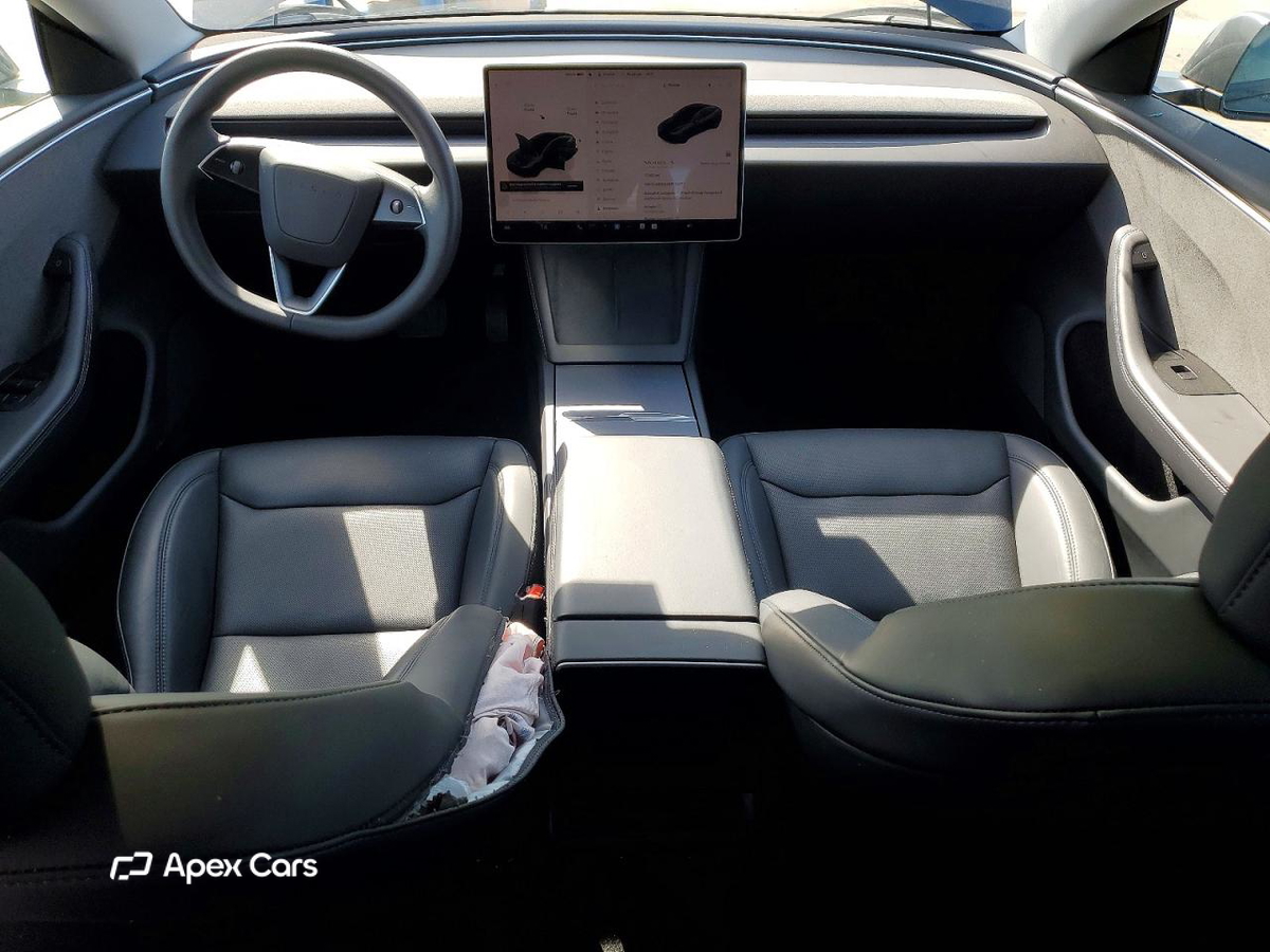 Tesla Model 3 2025