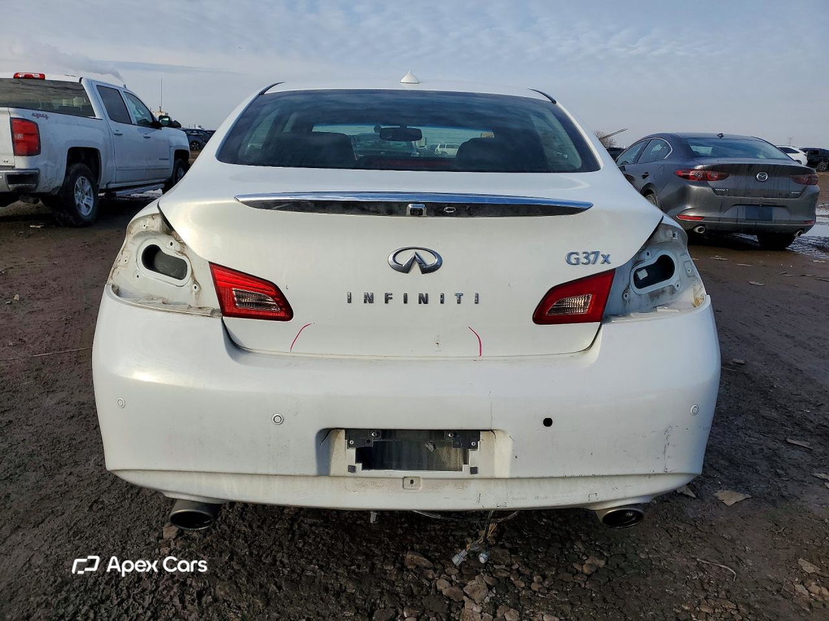 Infiniti G 2013