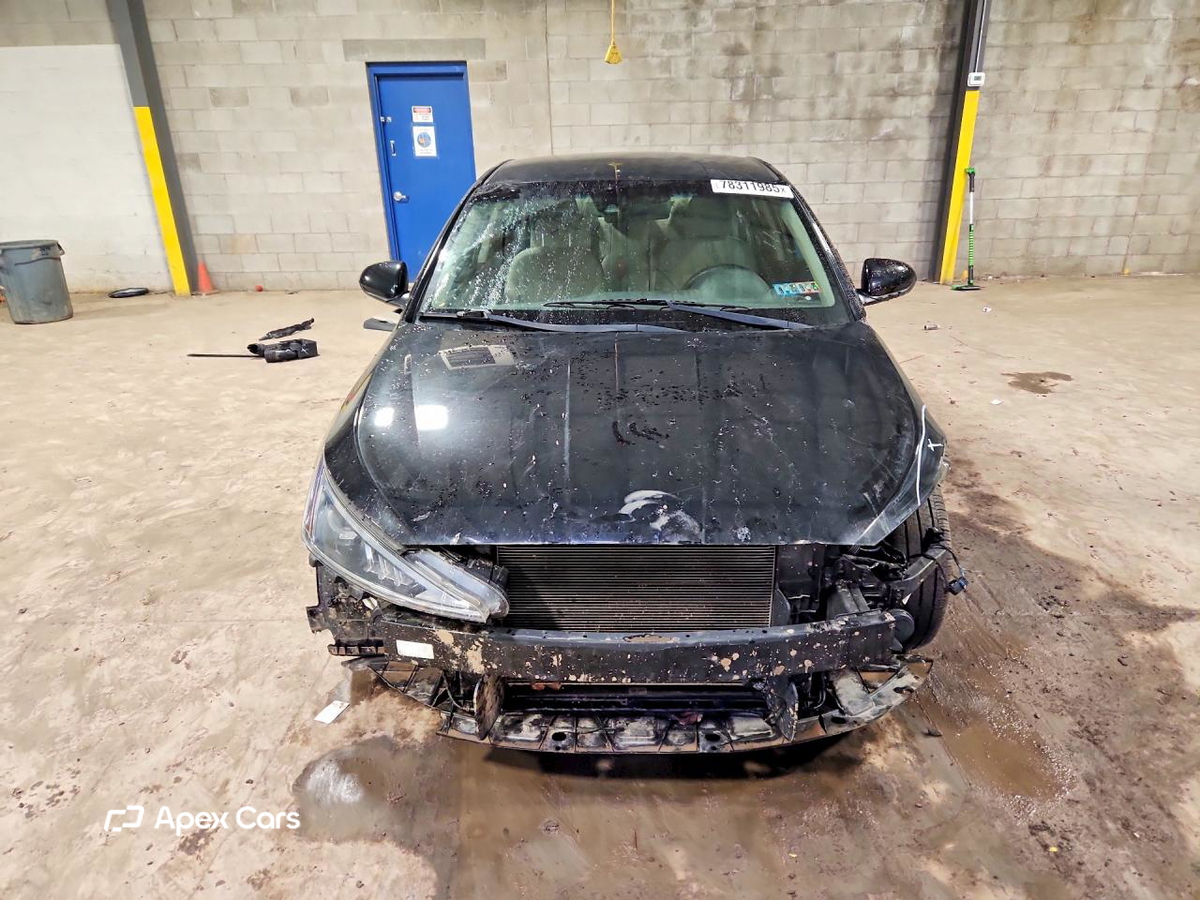 Hyundai Elantra 2020