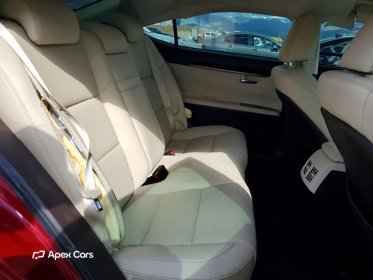 Lexus ES 2016