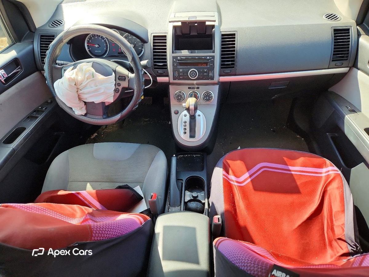 Nissan Sentra 2011