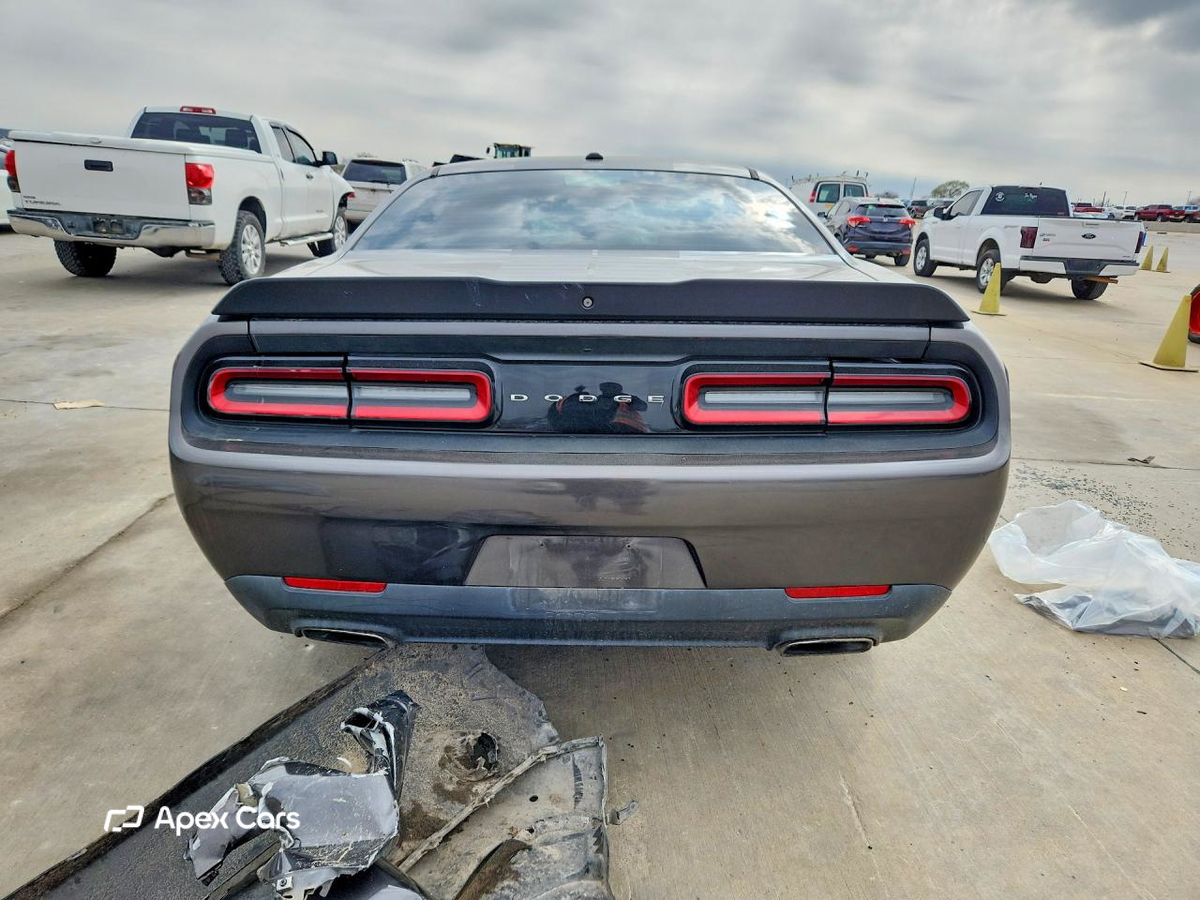 Dodge Challenger 2019