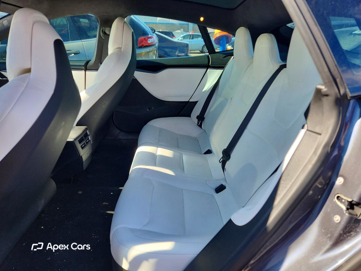 Tesla Model S 2019