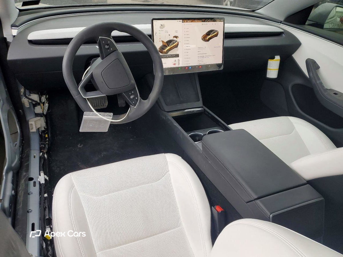 Tesla Model 3 2025