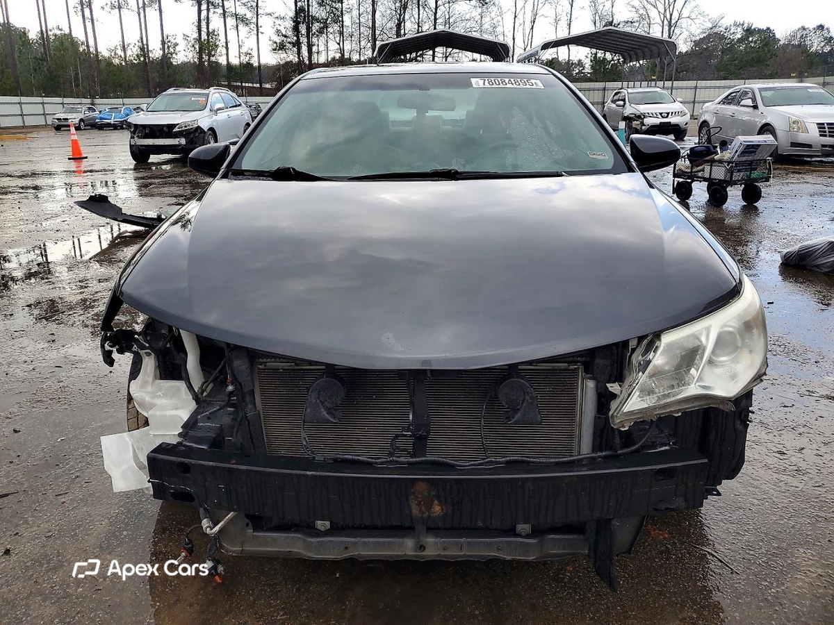 Toyota Camry 2012
