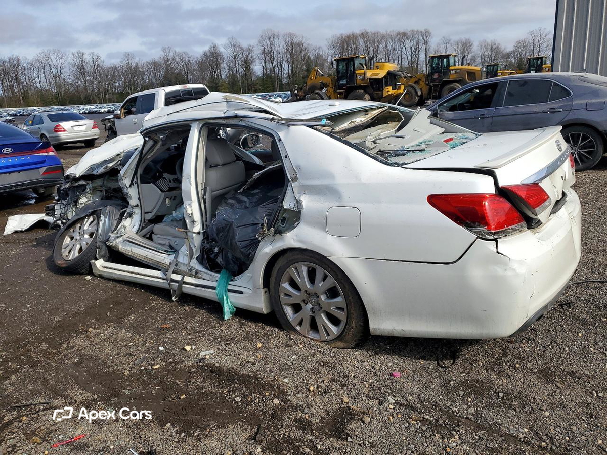 Toyota Avalon 2012