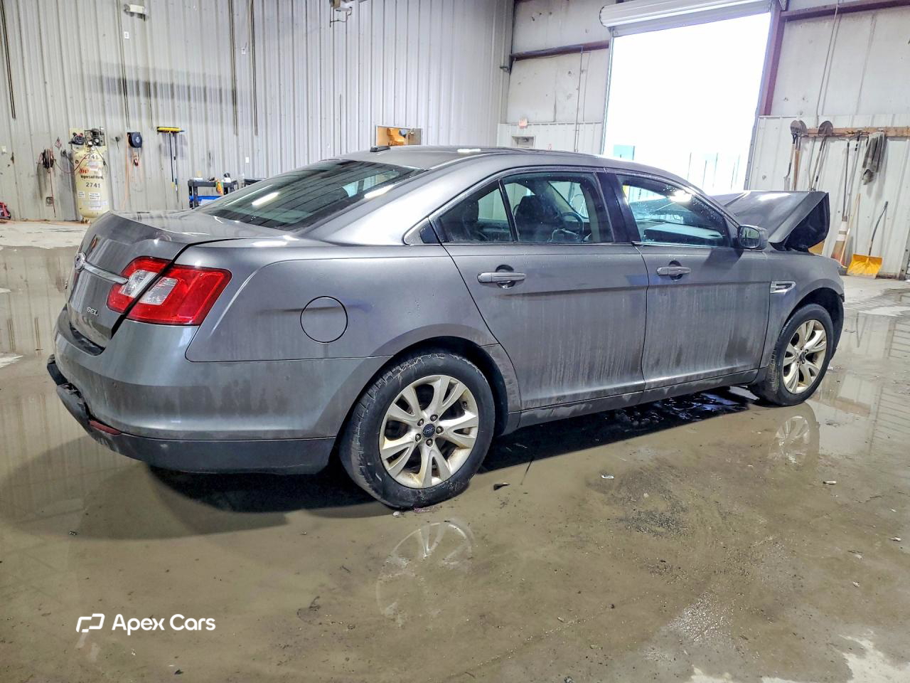 Ford Taurus 2011