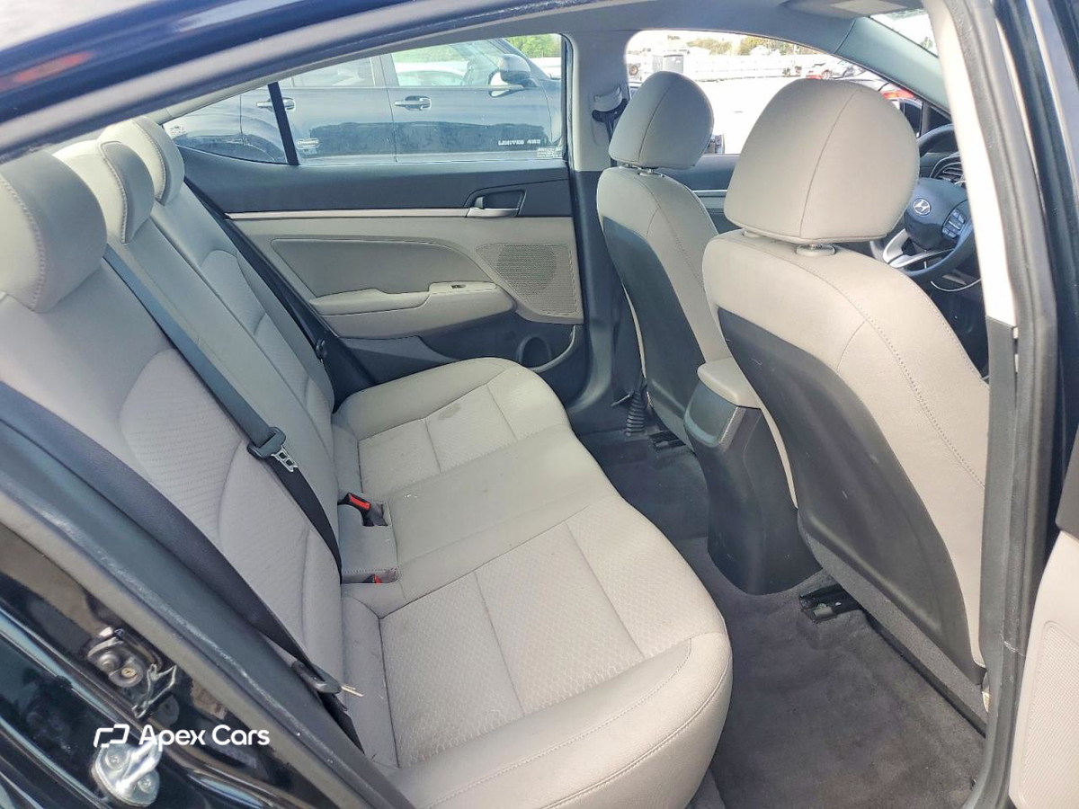 Hyundai Elantra 2020