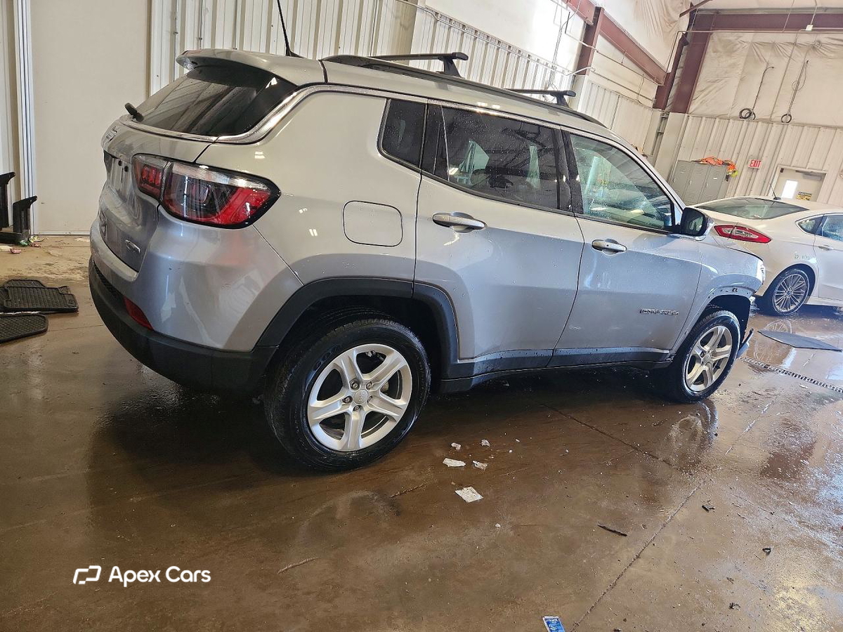 Jeep Compass 2024