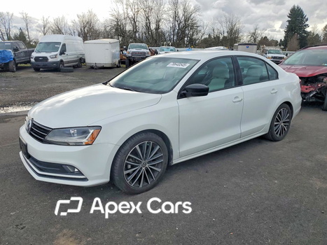 Volkswagen Jetta 2017 - Image 1 of 4