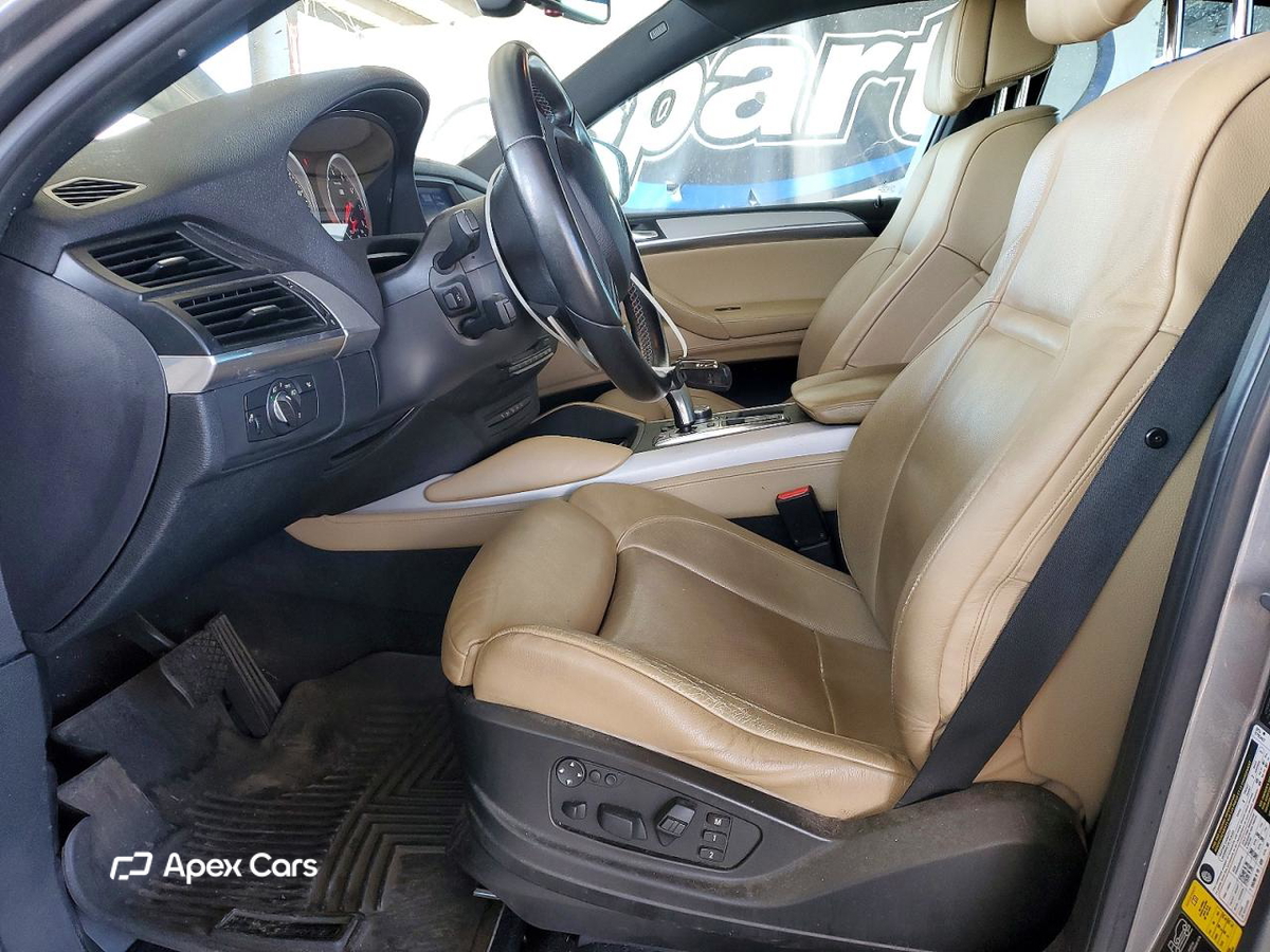 BMW X6 2011
