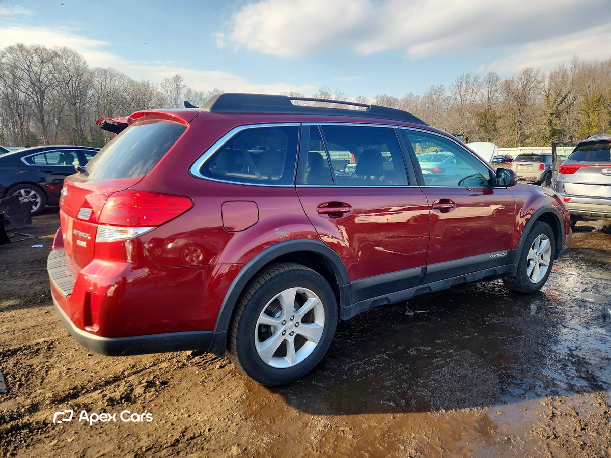 Subaru Outback 2013