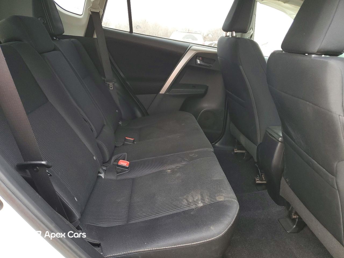 Toyota RAV 4 2015